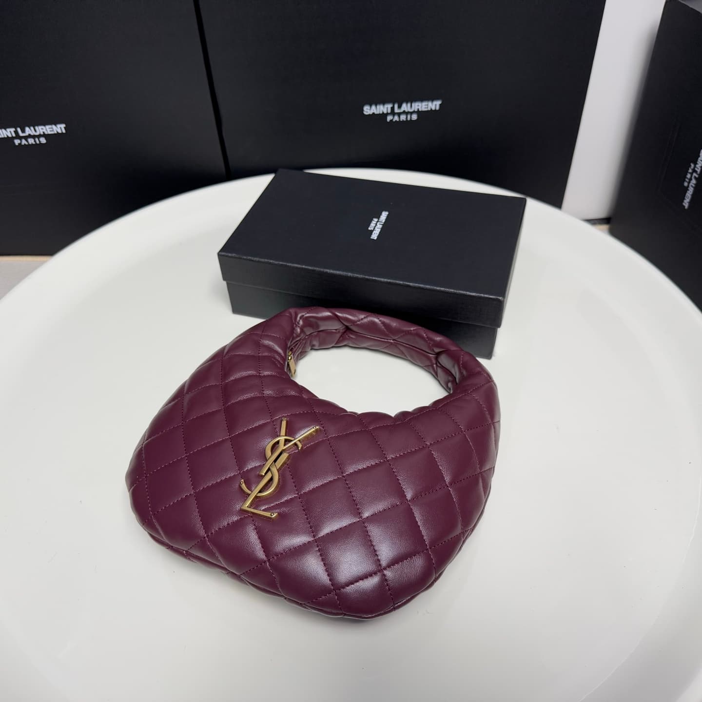 Saint Laurent Gold Bag 851689