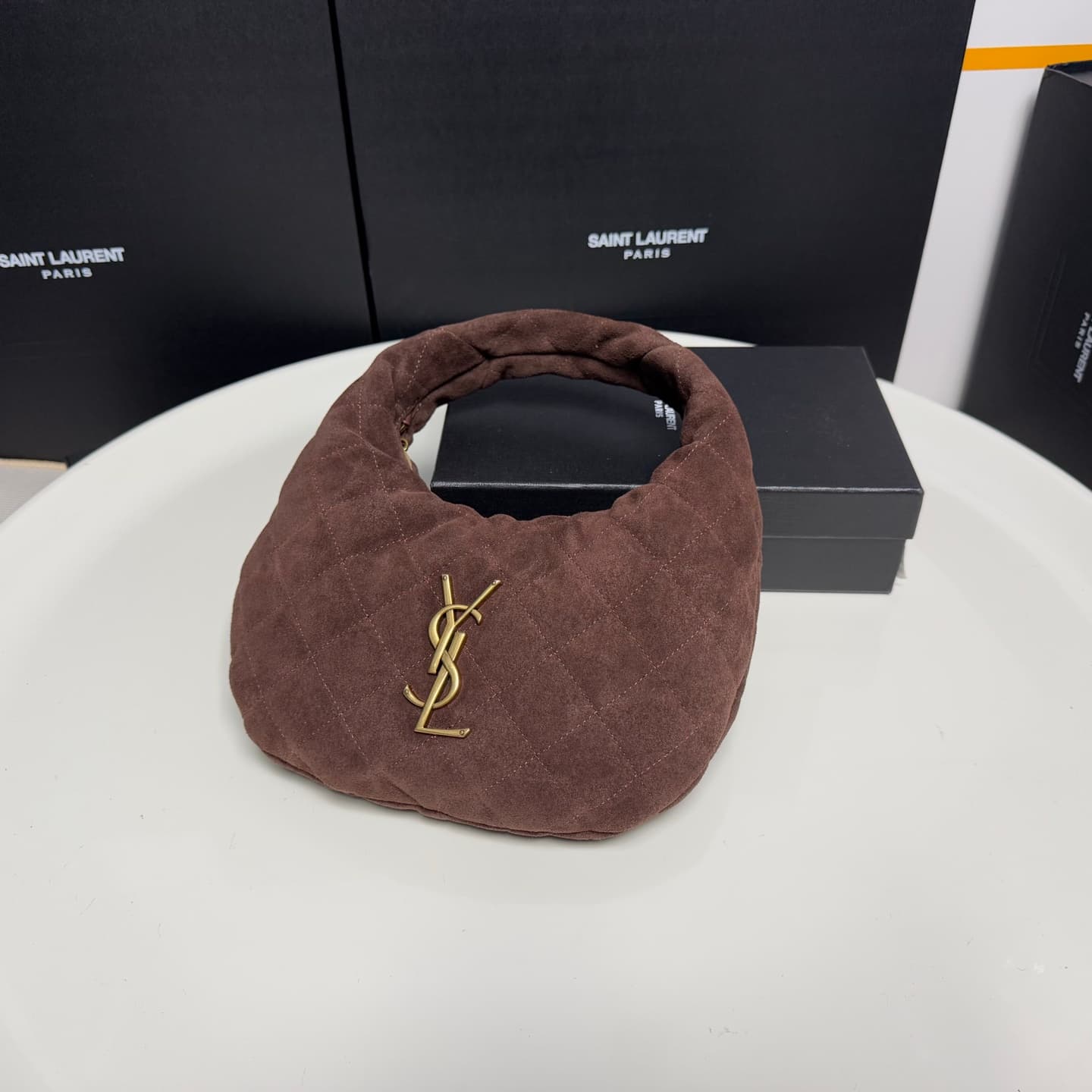 Saint Laurent Gold Bag 851689