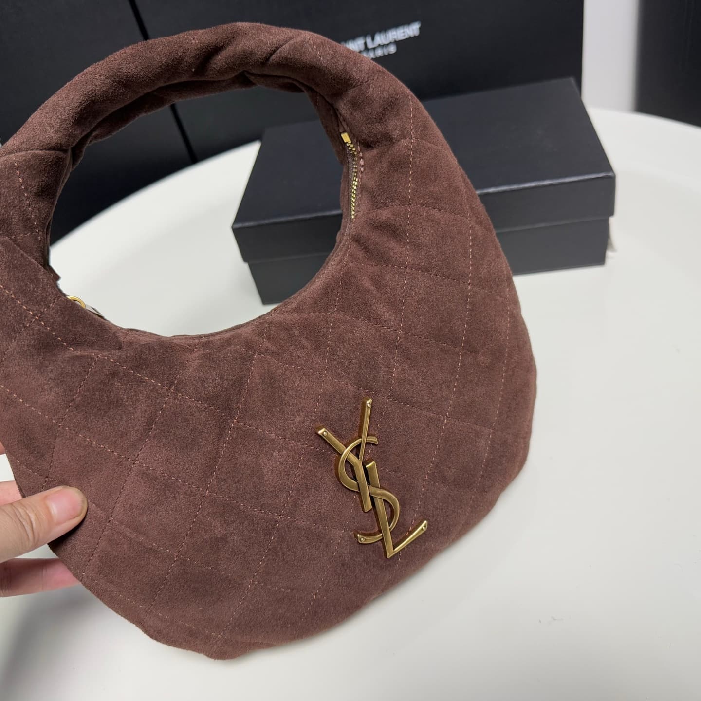 Saint Laurent Gold Bag 851689