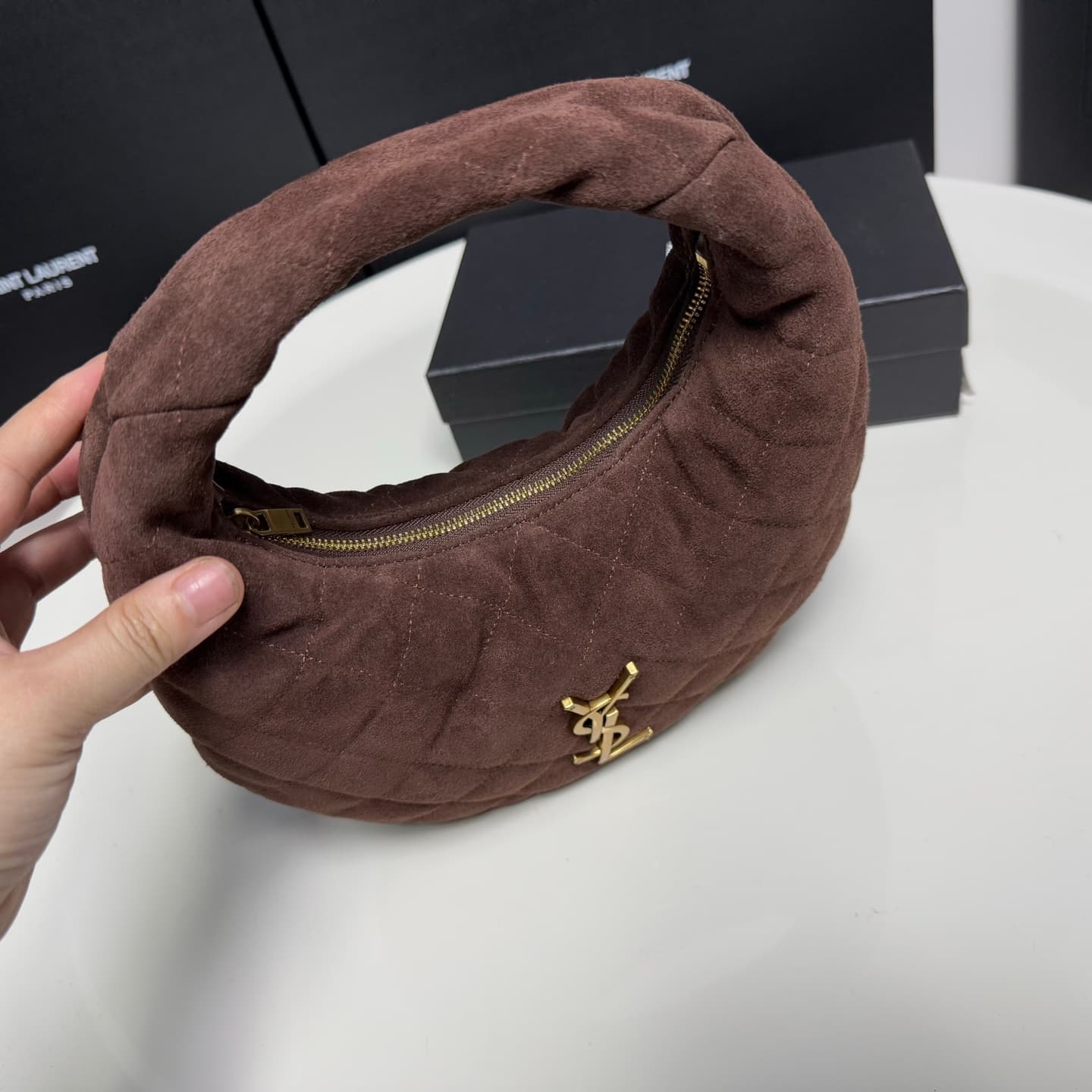 Saint Laurent Gold Bag 851689