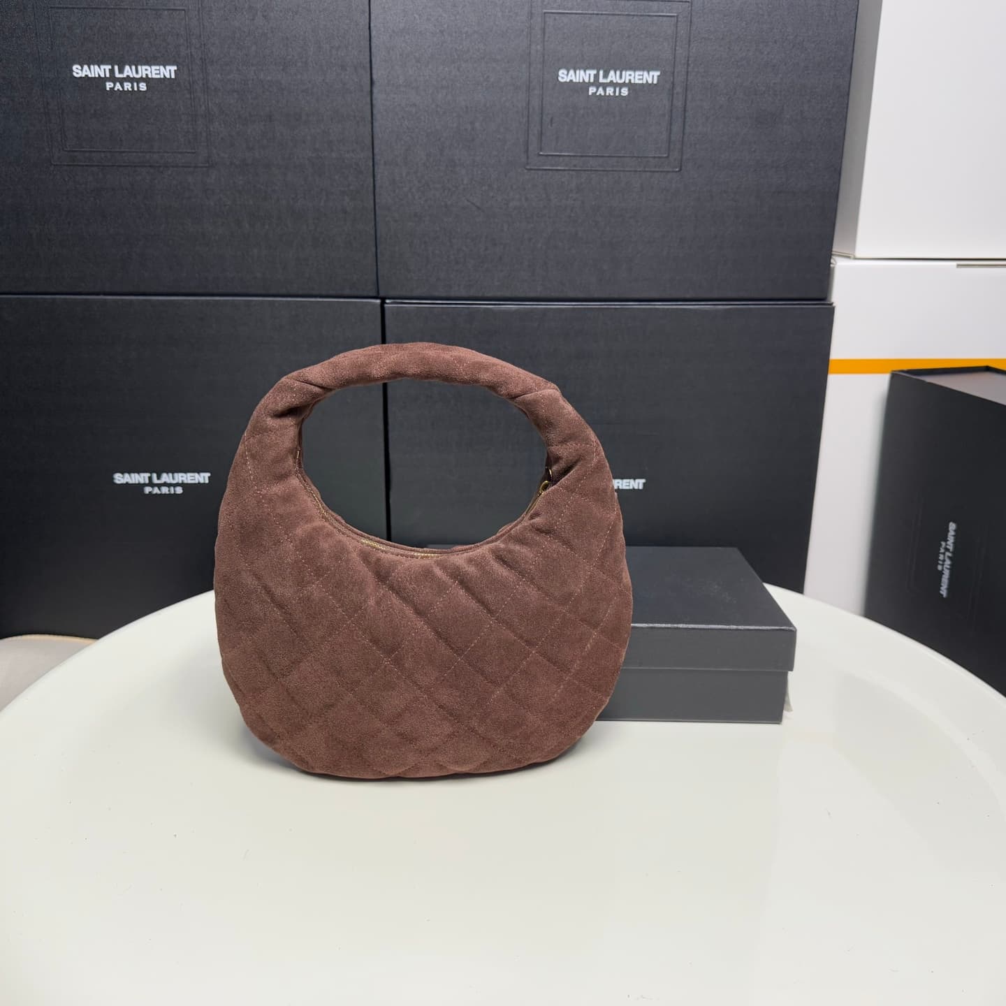 Saint Laurent Gold Bag 851689