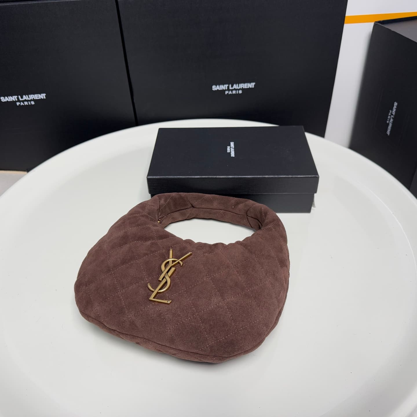 Saint Laurent Gold Bag 851689