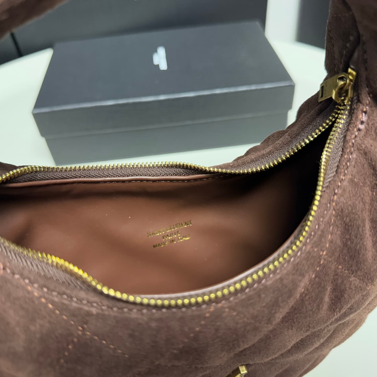 Saint Laurent Gold Bag 851689