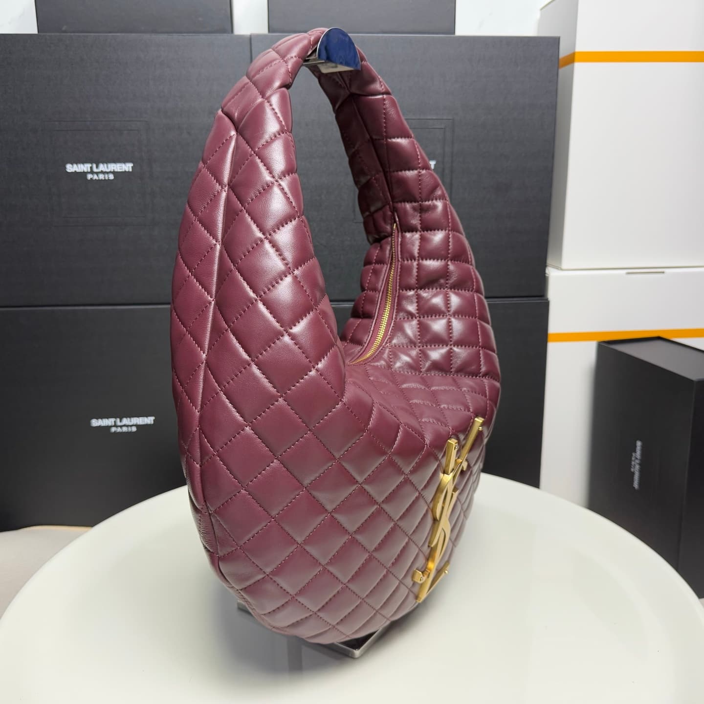 Saint Laurent Gold Large Shoulder Bag 698652