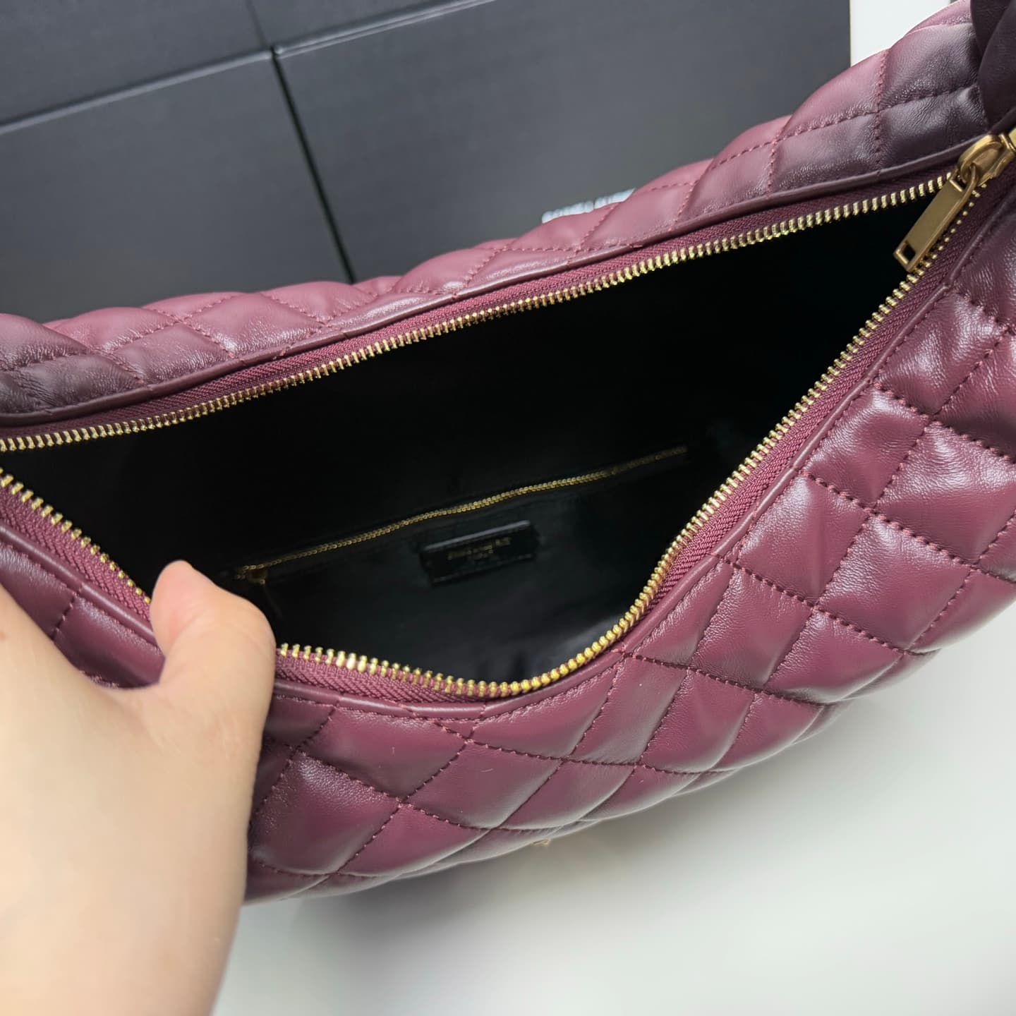Saint Laurent Gold Large Shoulder Bag 698652