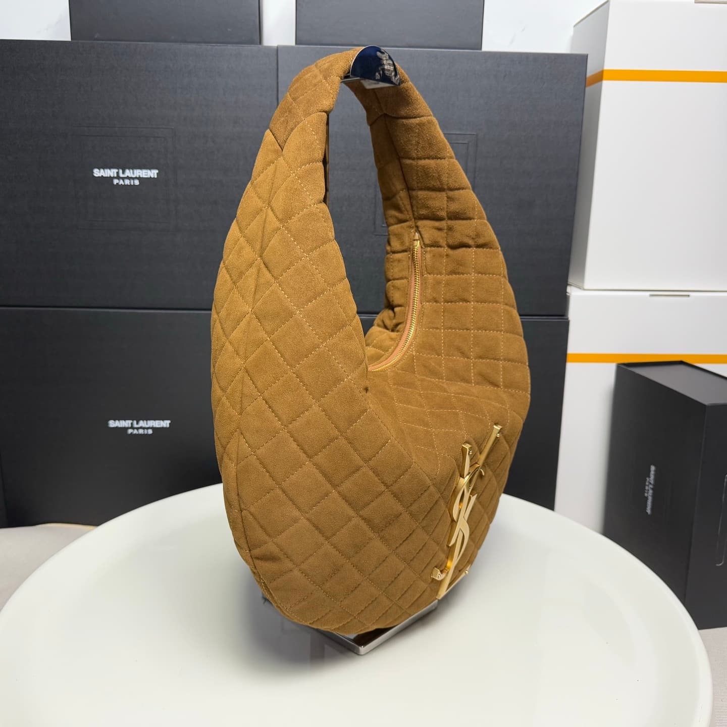Saint Laurent Gold Large Shoulder Bag 698652