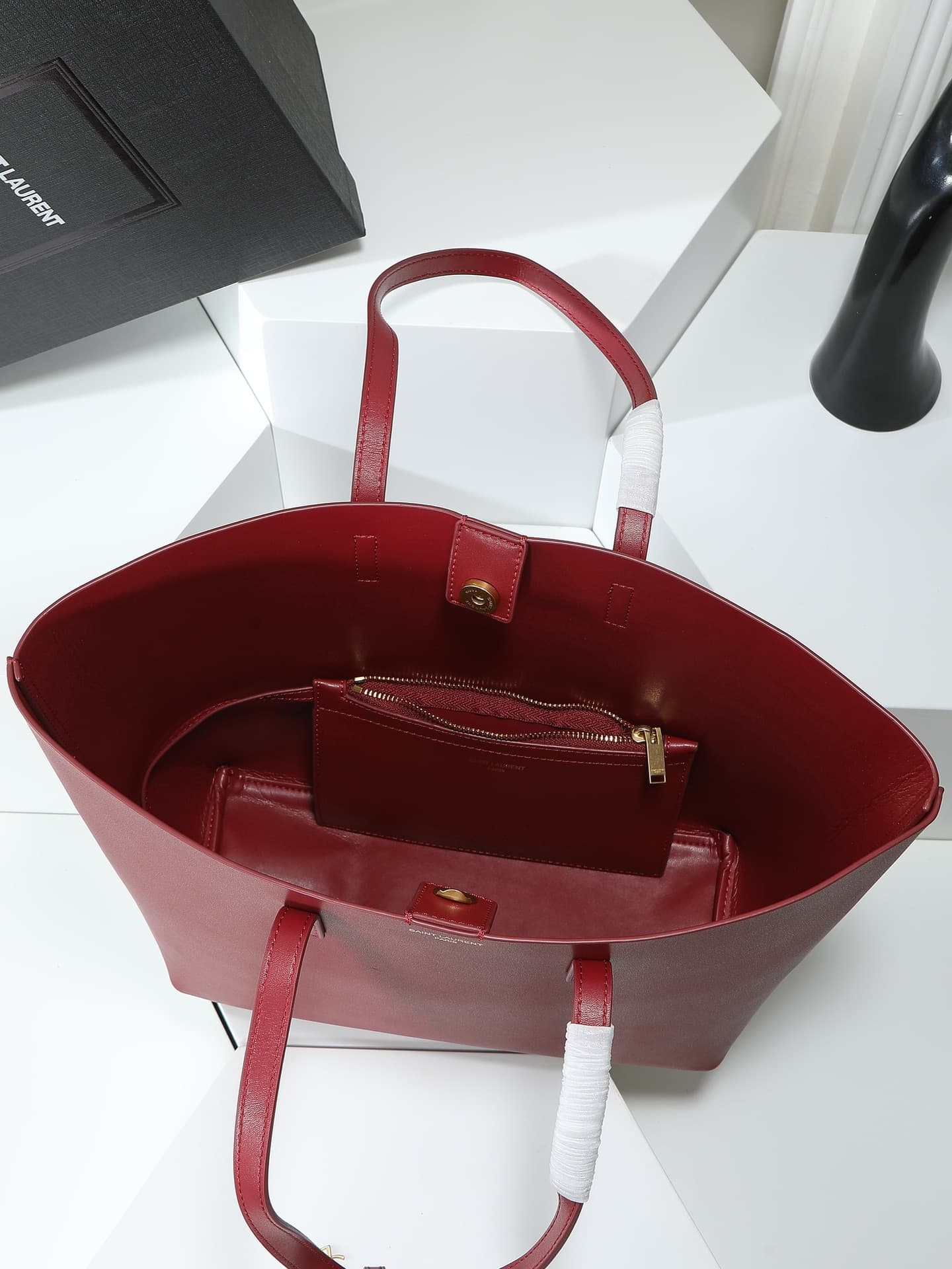 Saint Laurent Product 1860