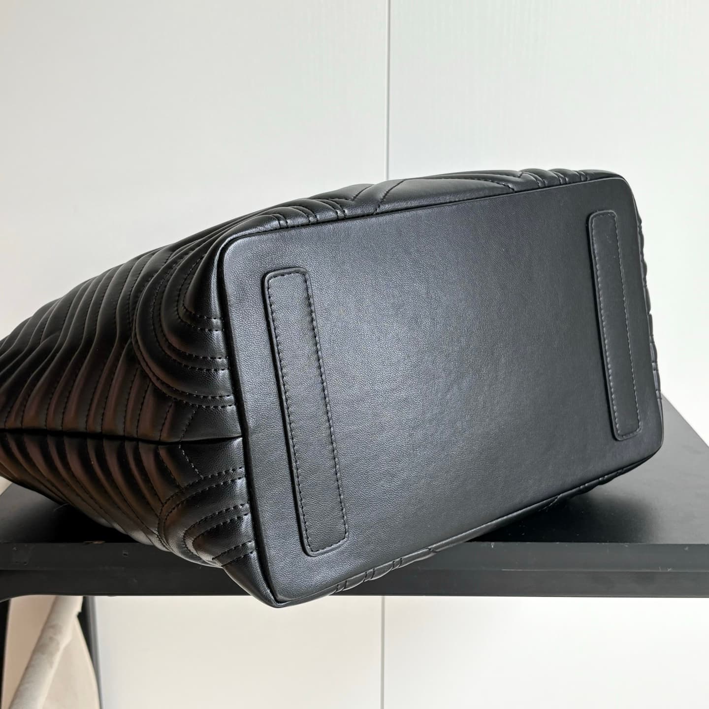 Gucci Large Product 847387