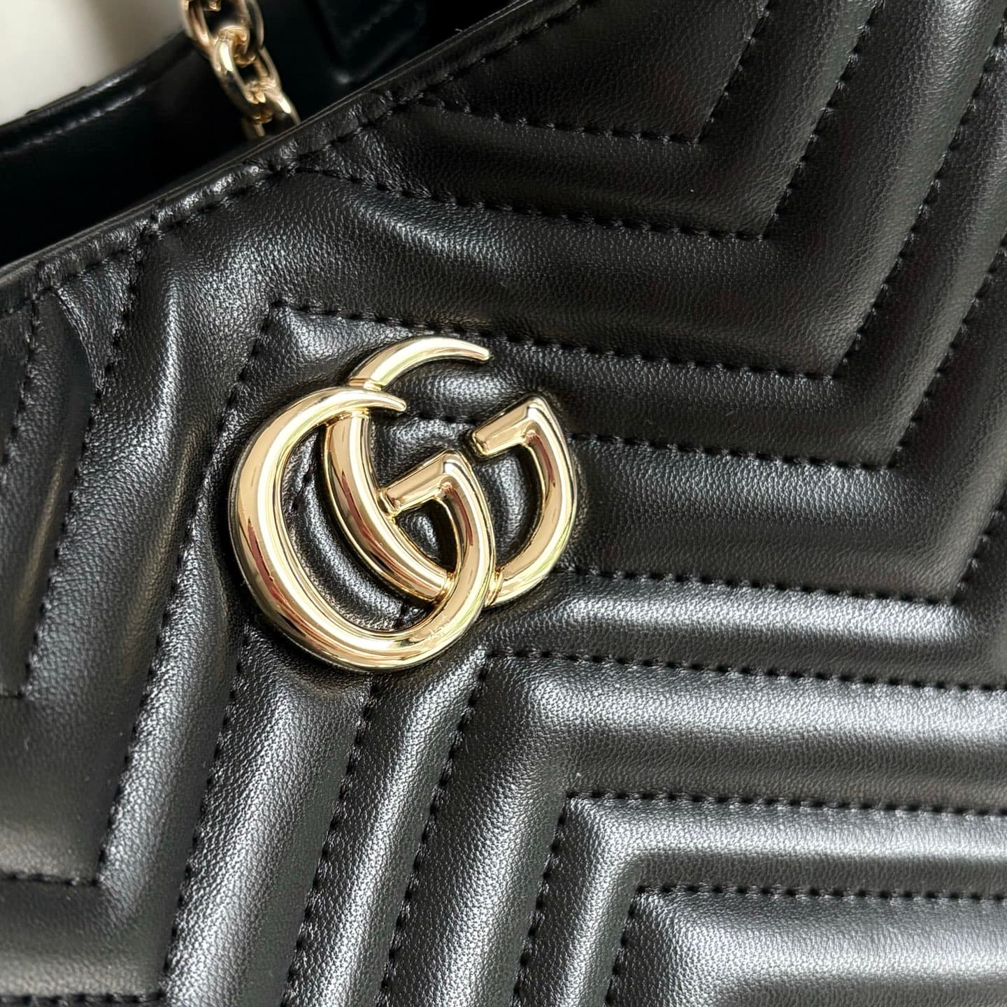 Gucci Large Product 847387