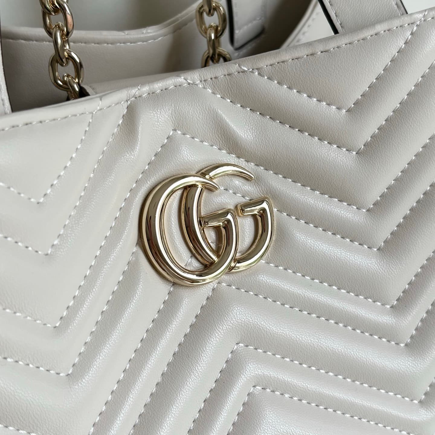 Gucci Large Product 847387