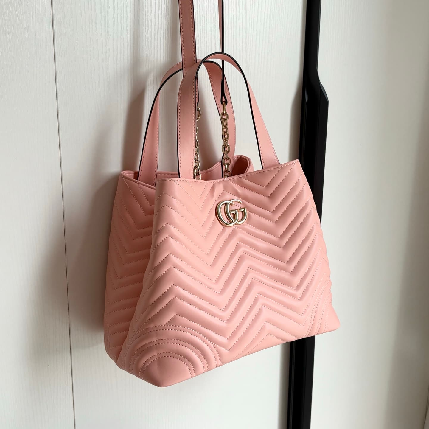 Gucci Large Product 847387