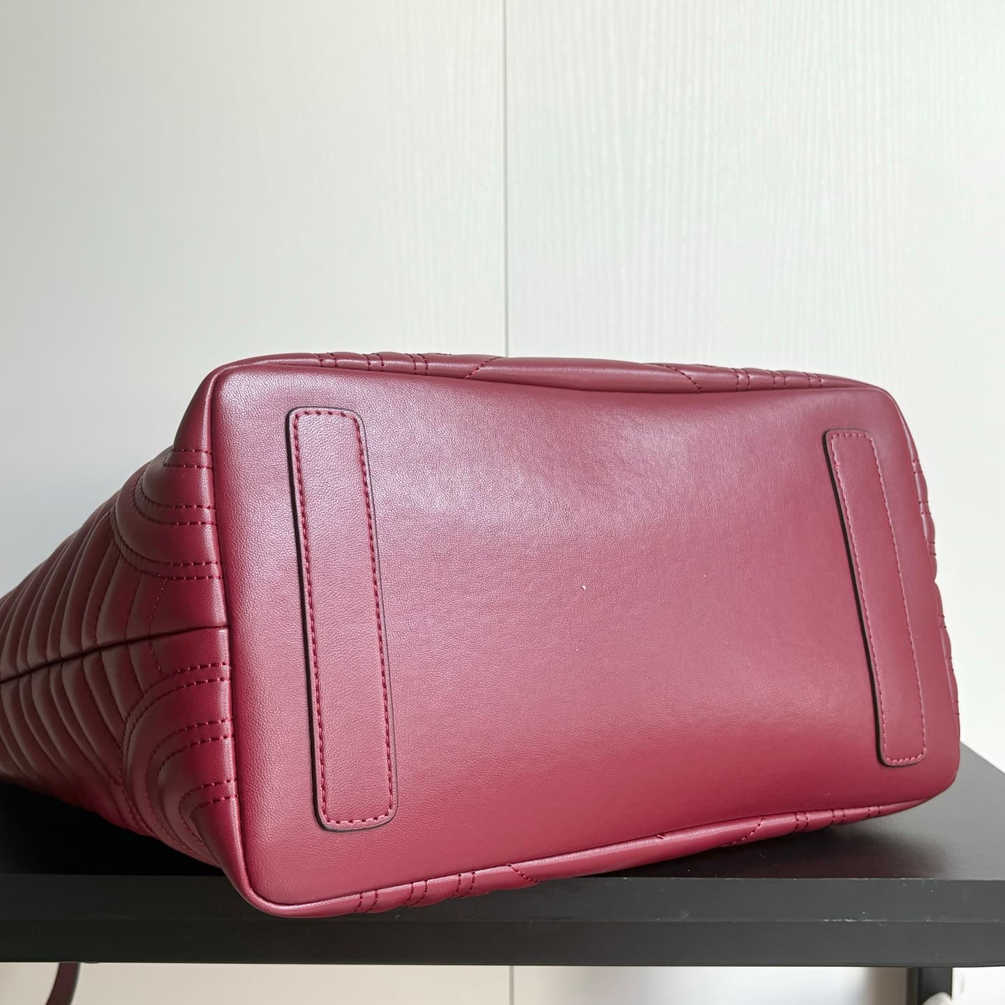Gucci Large Product 847387