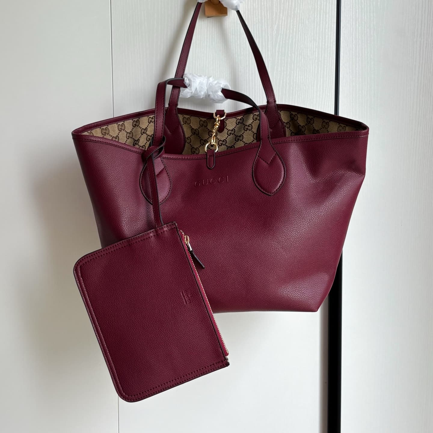 Gucci Red Product 839112