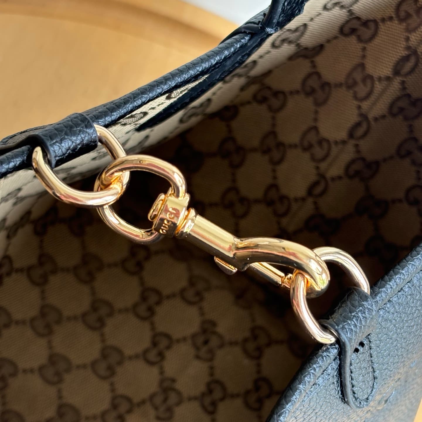 Gucci Black Product 839124