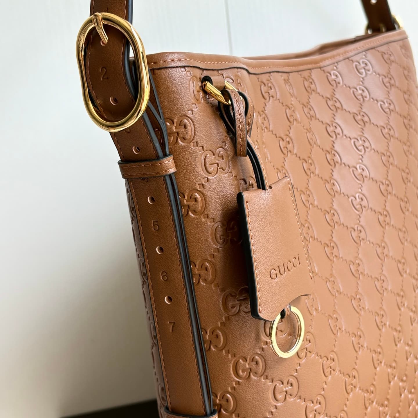 Gucci Product 847452