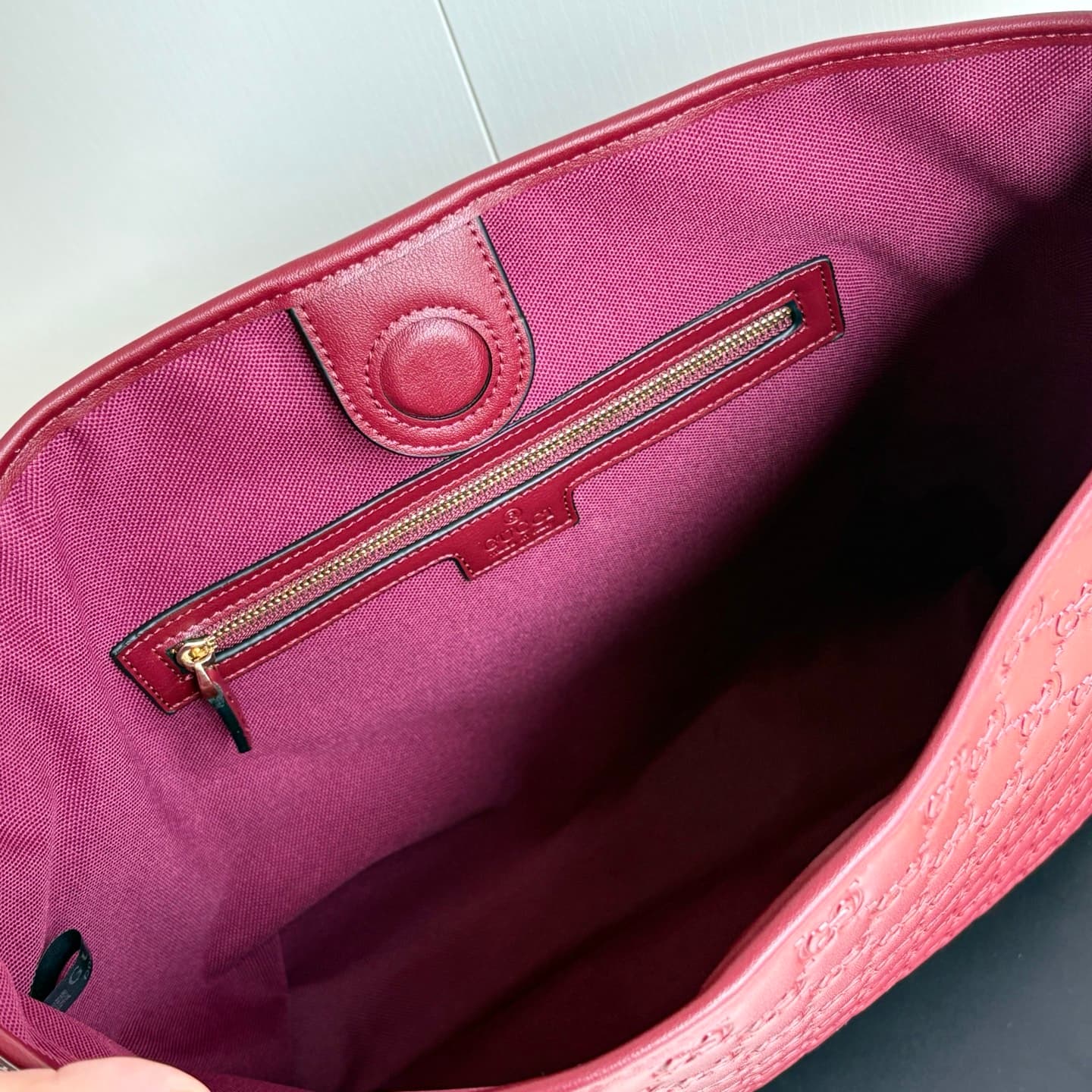 Gucci Product 847452