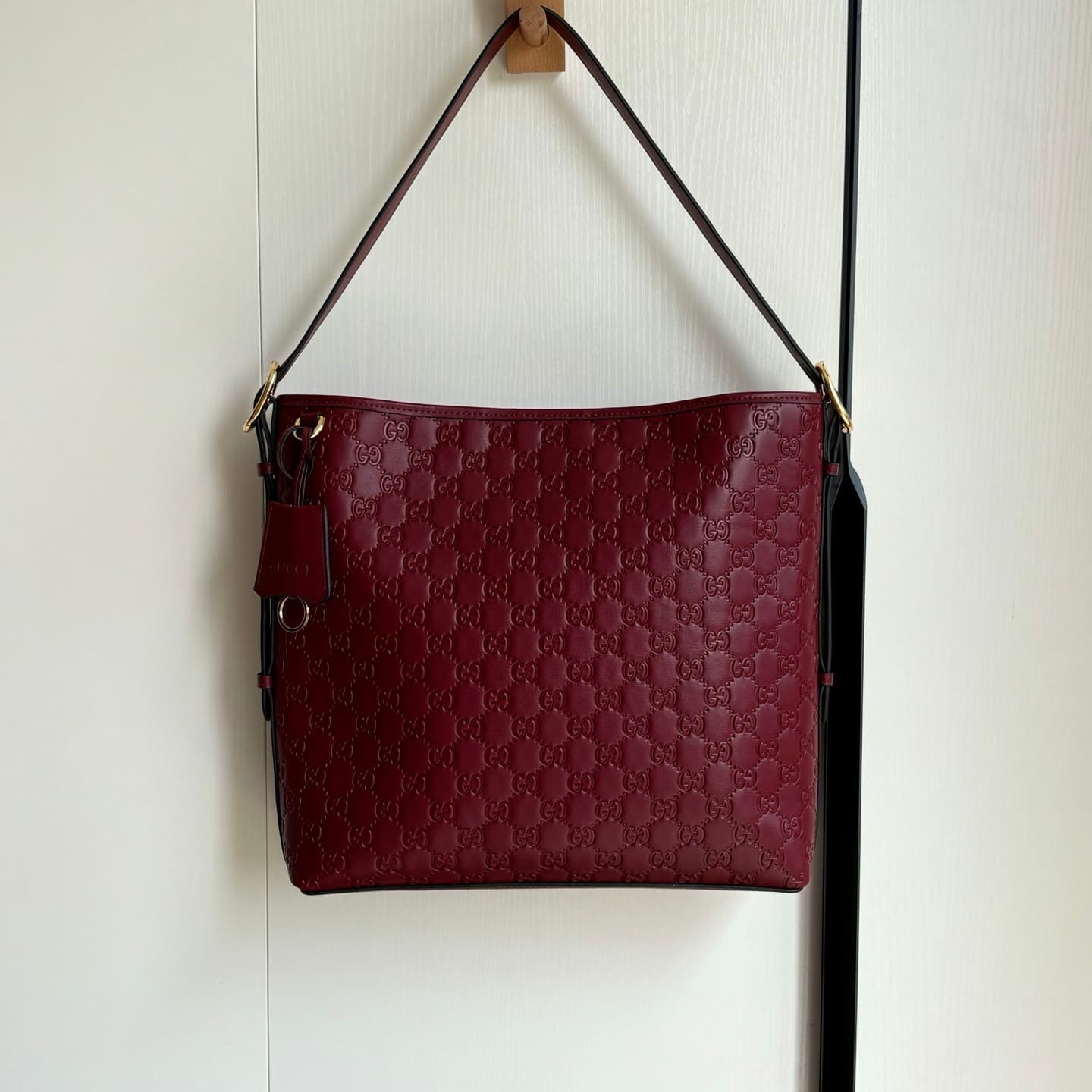 Gucci Product 847452