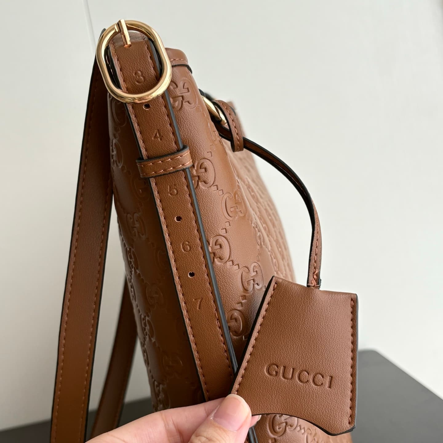 Gucci Product 848881