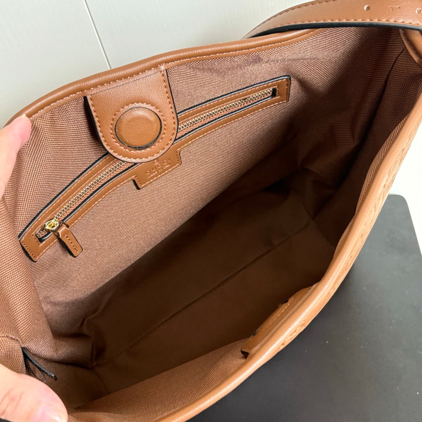 Gucci Product 848881
