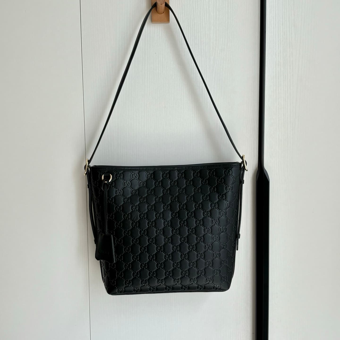 Gucci Product 848881