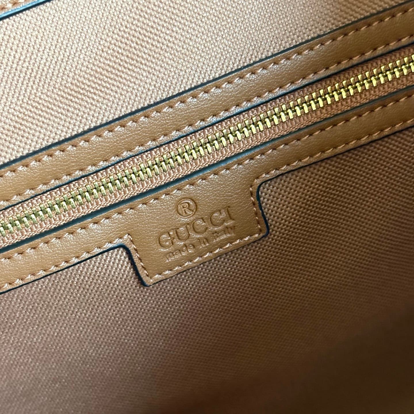 Gucci Product 847455