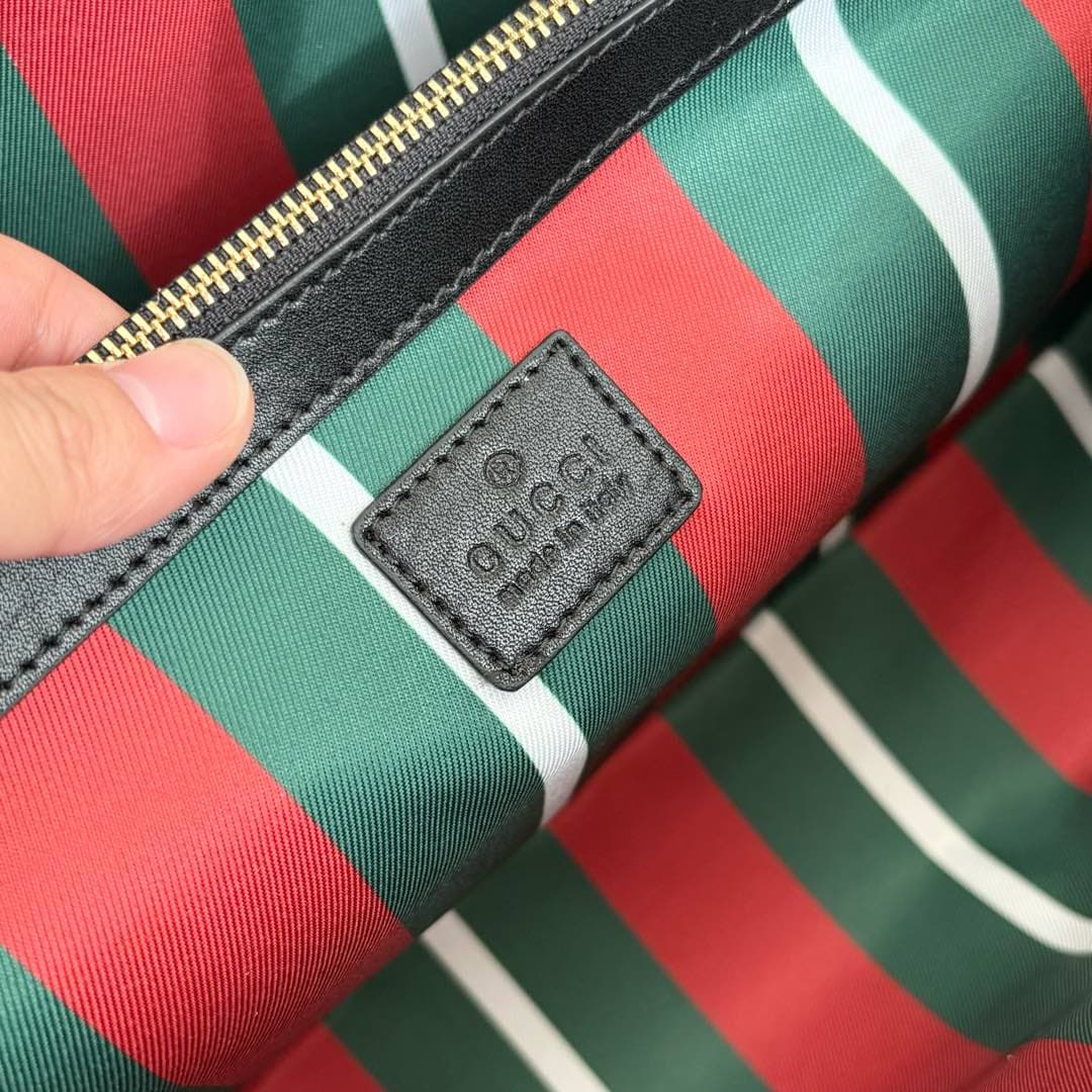 Gucci Large Product 815213
