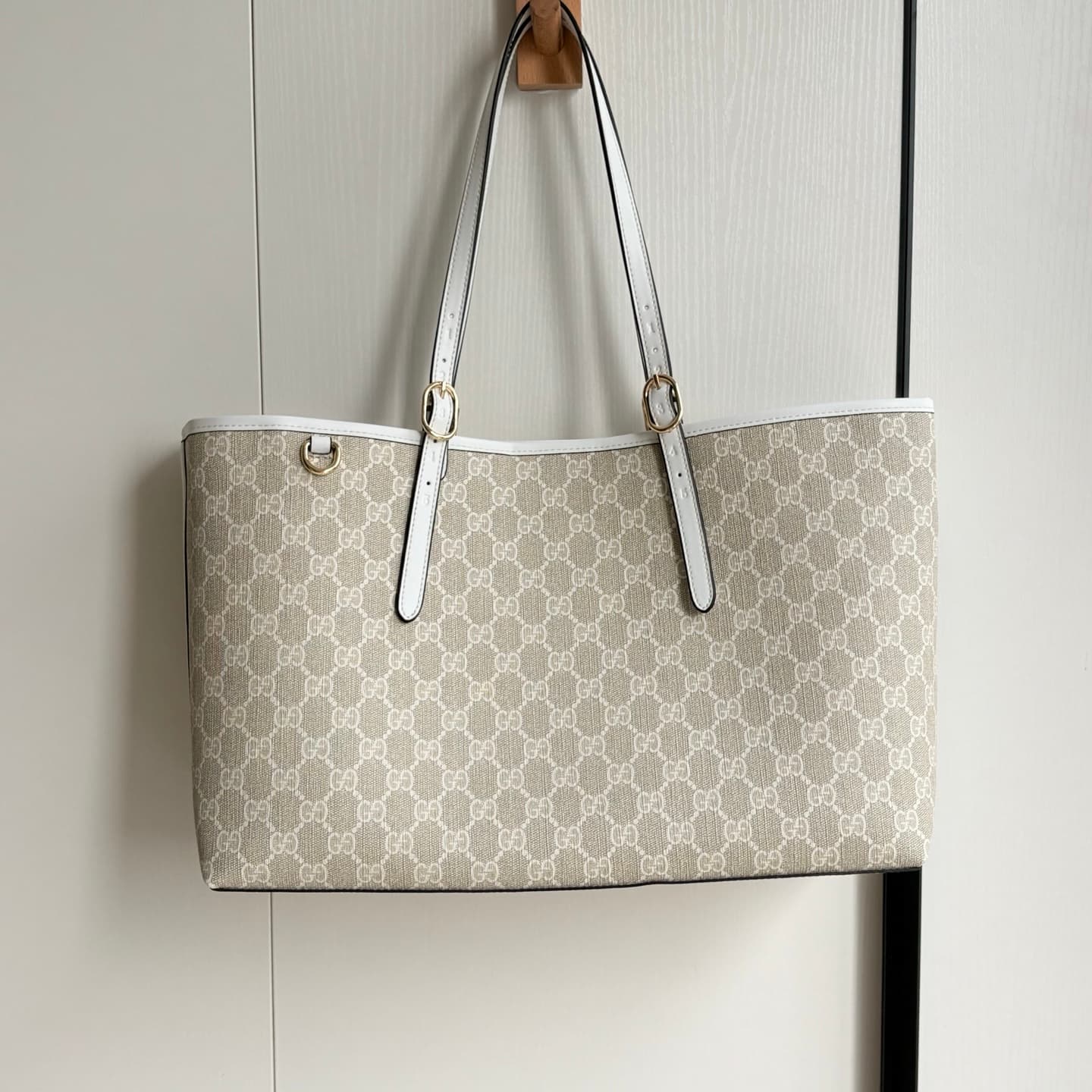 Gucci Large Product 815213