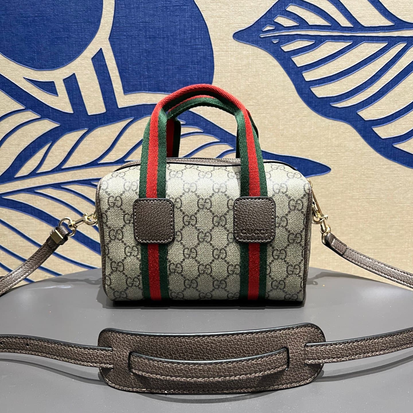 Gucci Product 859975