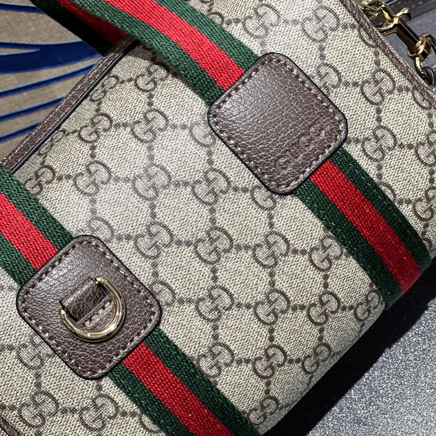 Gucci Product 859975