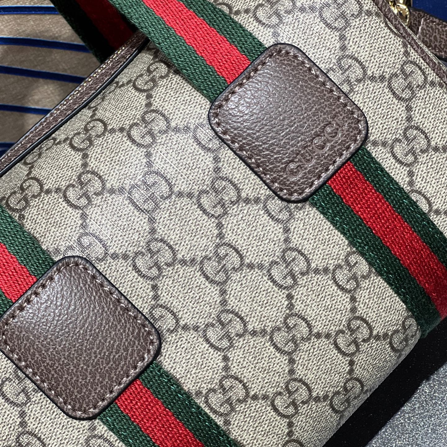 Gucci Product 859975