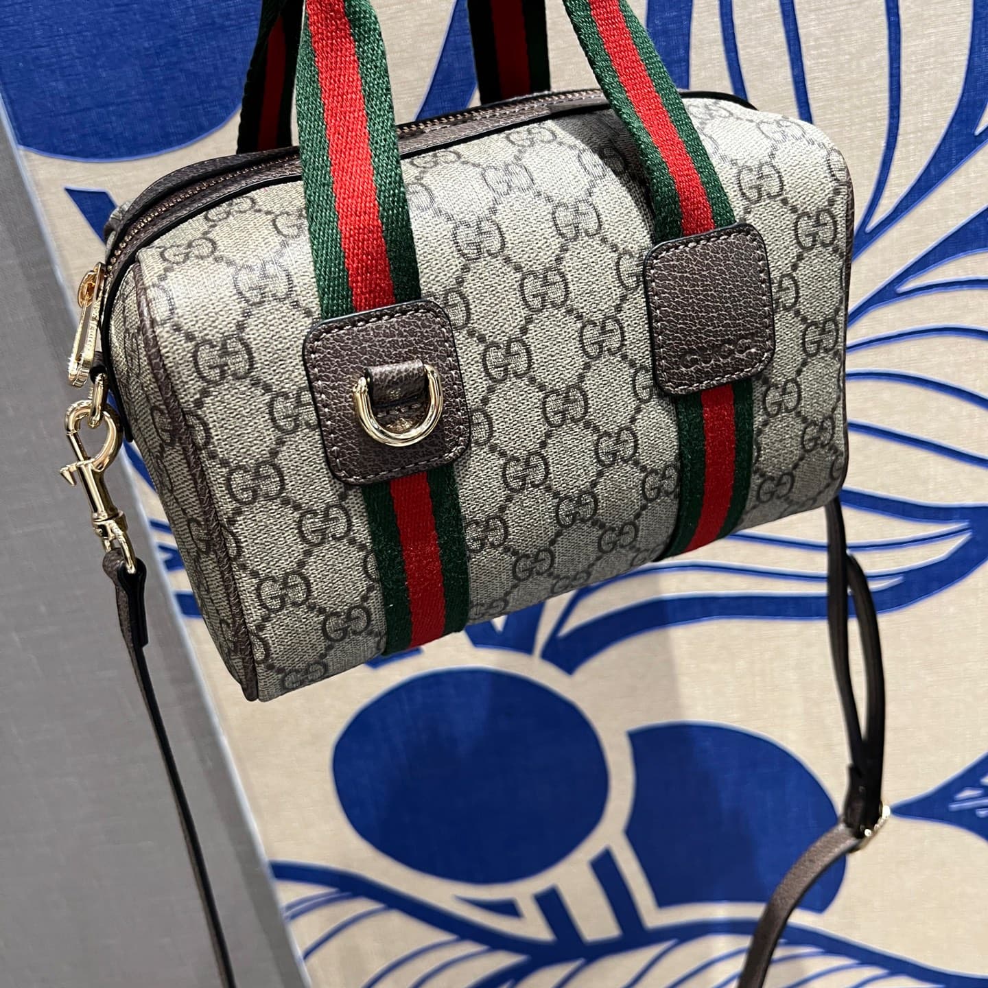 Gucci Product 859975