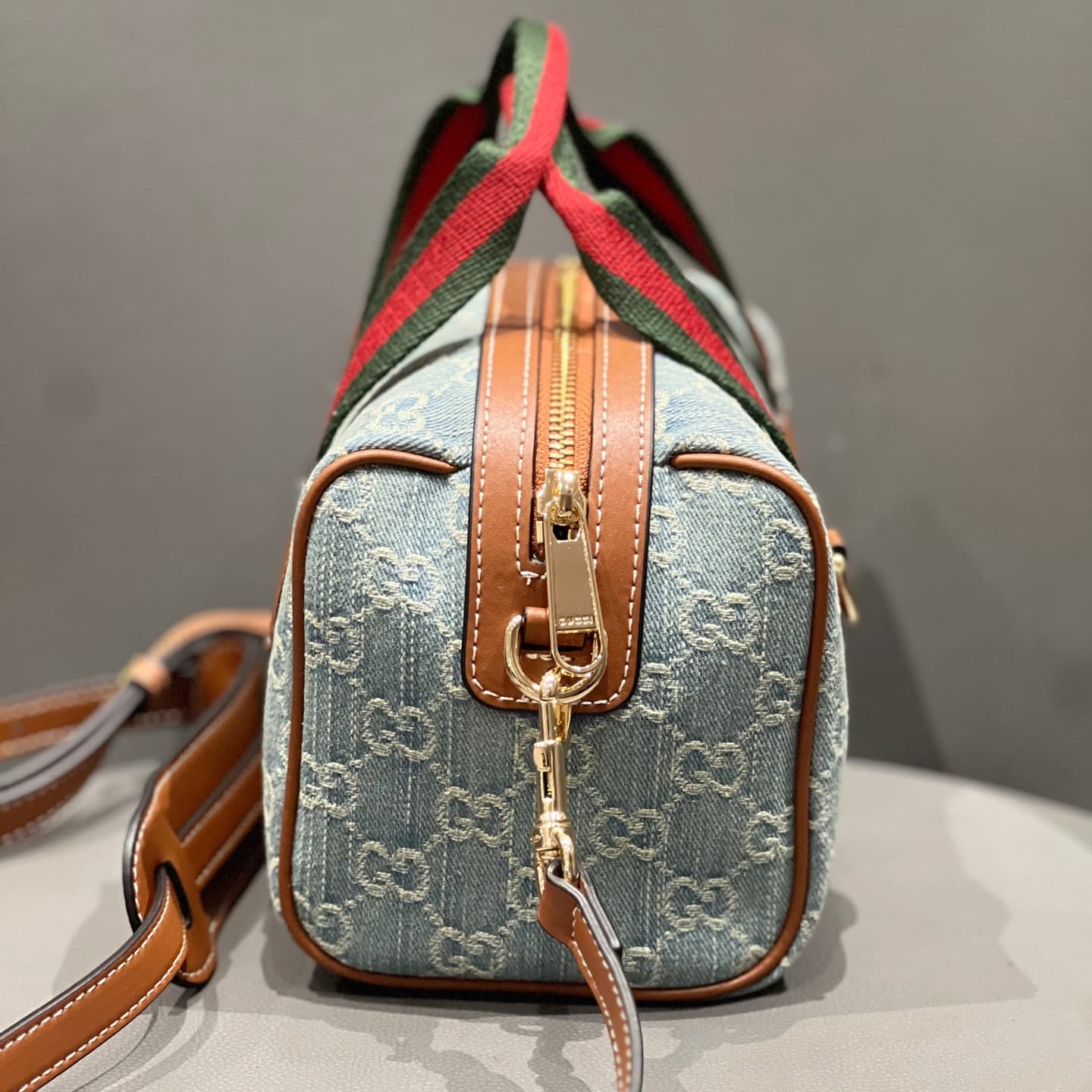 Gucci Mini Product 859975