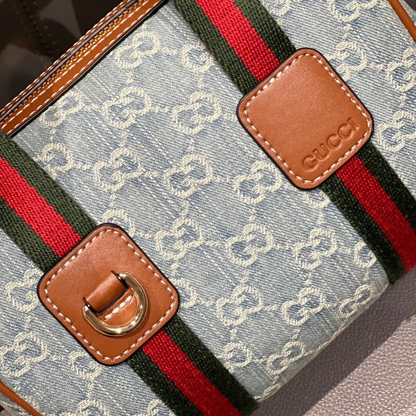 Gucci Mini Product 859975