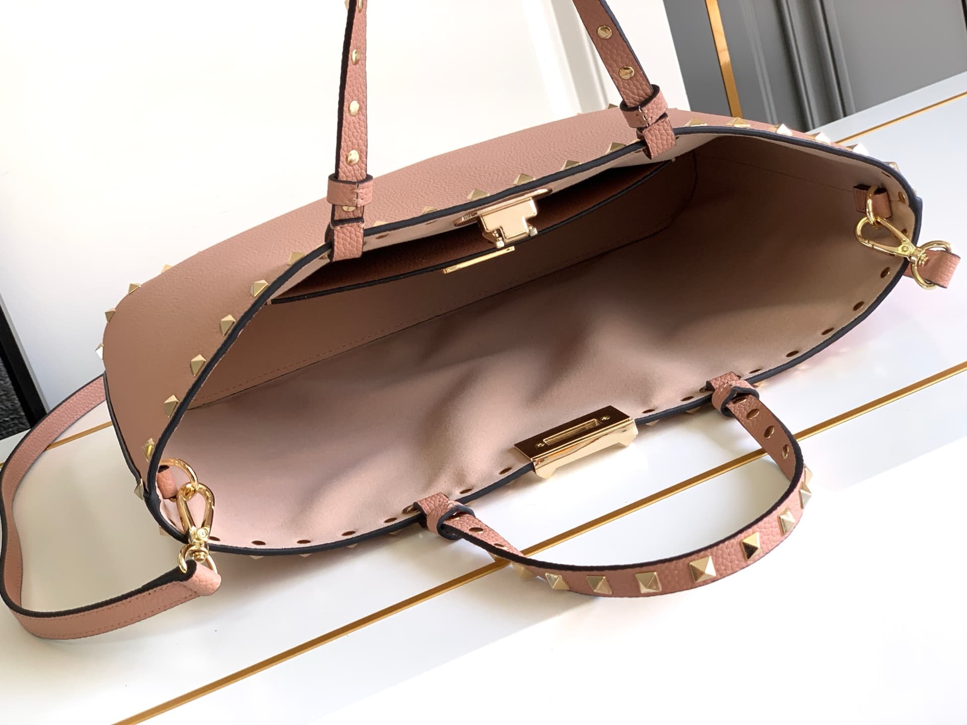 Valentino Tote Bag 5066