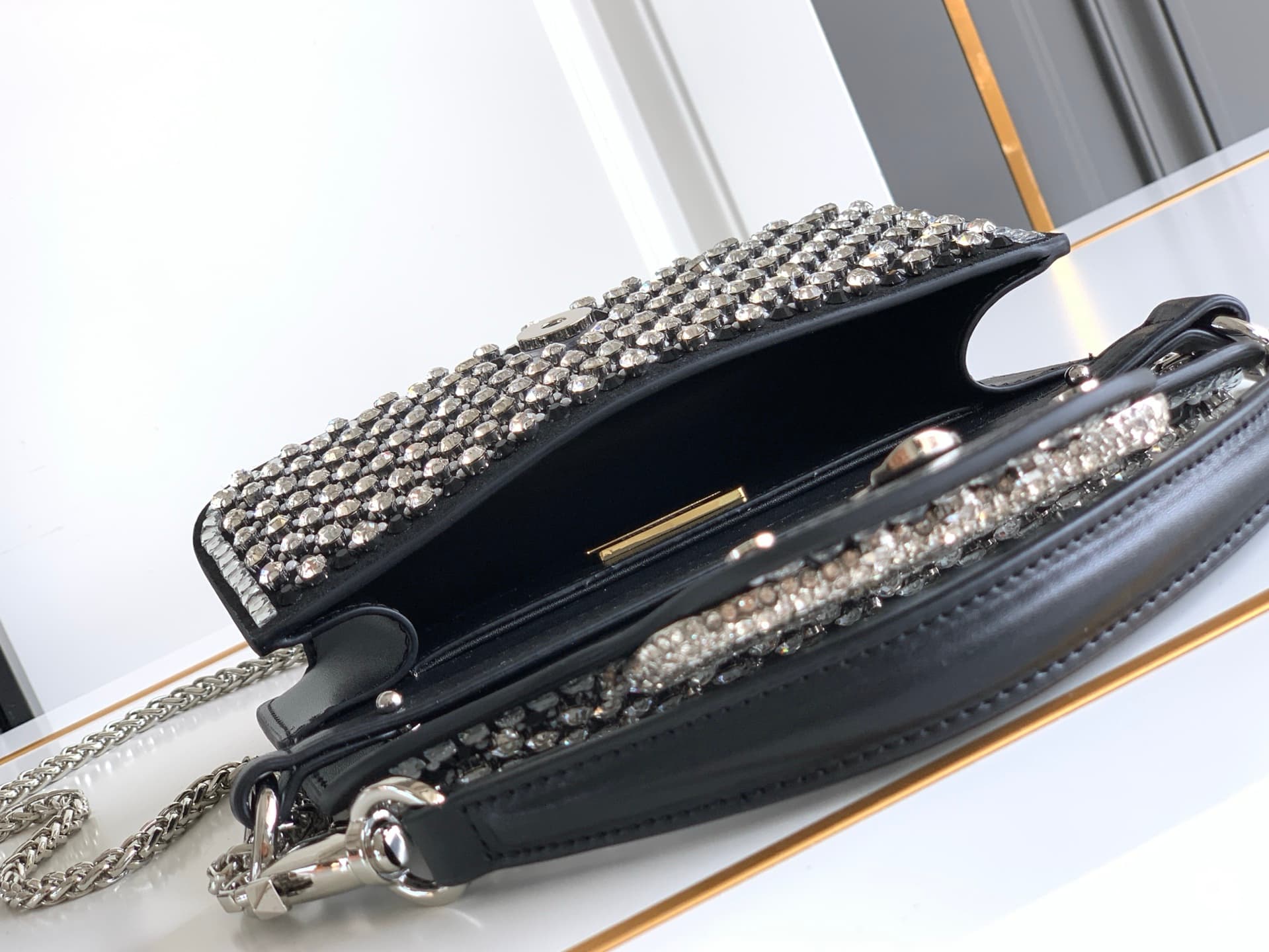 Valentino Crossbody Bag 9929-2