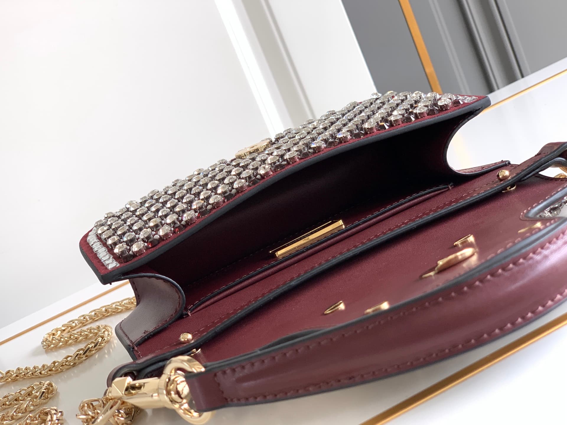 Valentino Crossbody Bag 9929-2