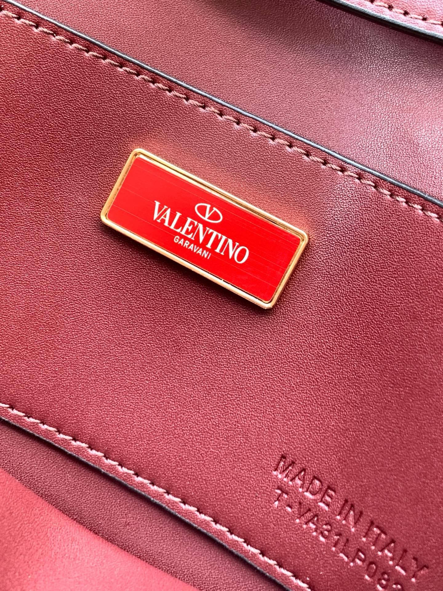 Valentino Crossbody Bag 9929-2