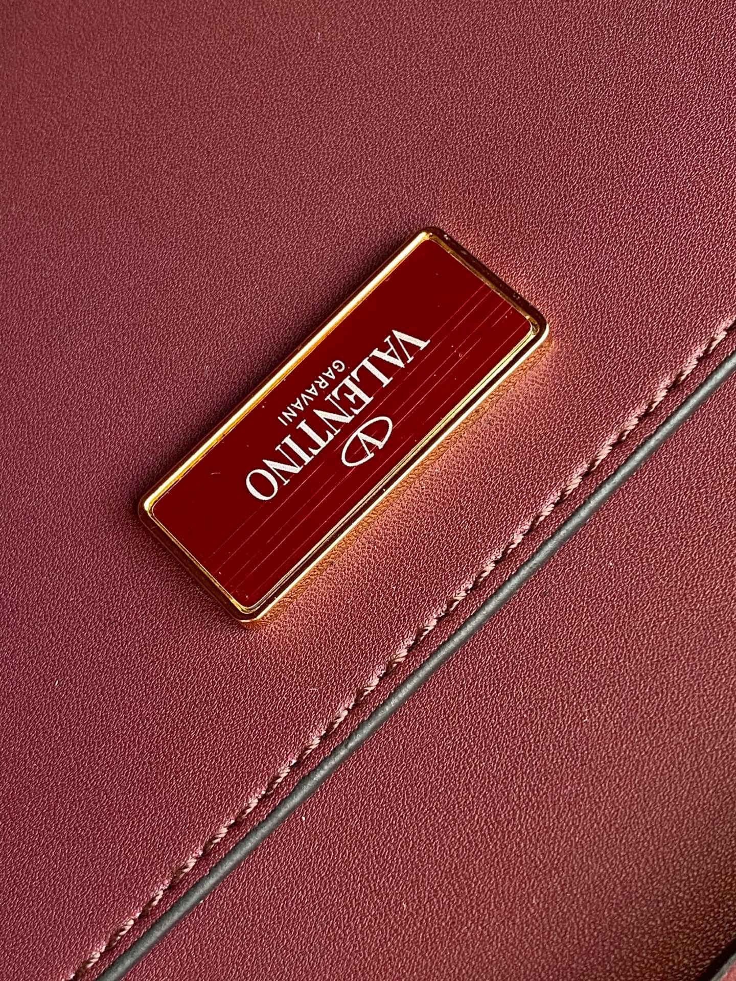 Valentino Crossbody Bag 9927