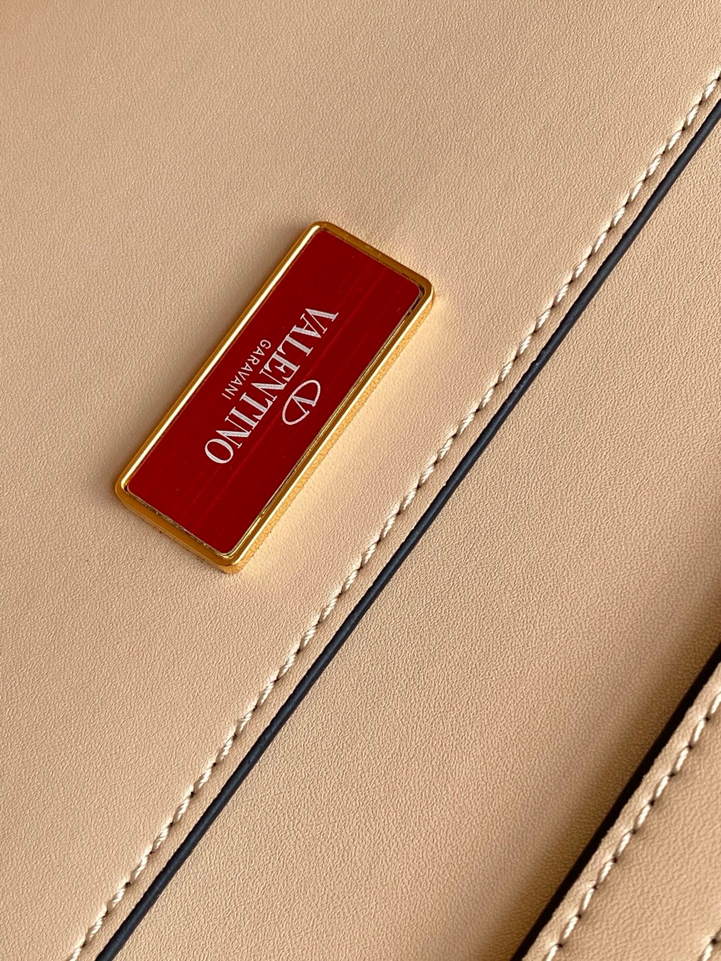 Valentino Crossbody Bag 9927