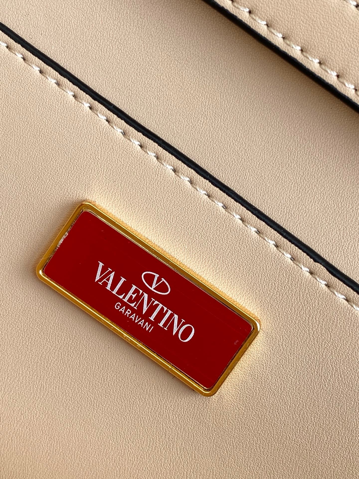 Valentino Crossbody Bag 9928