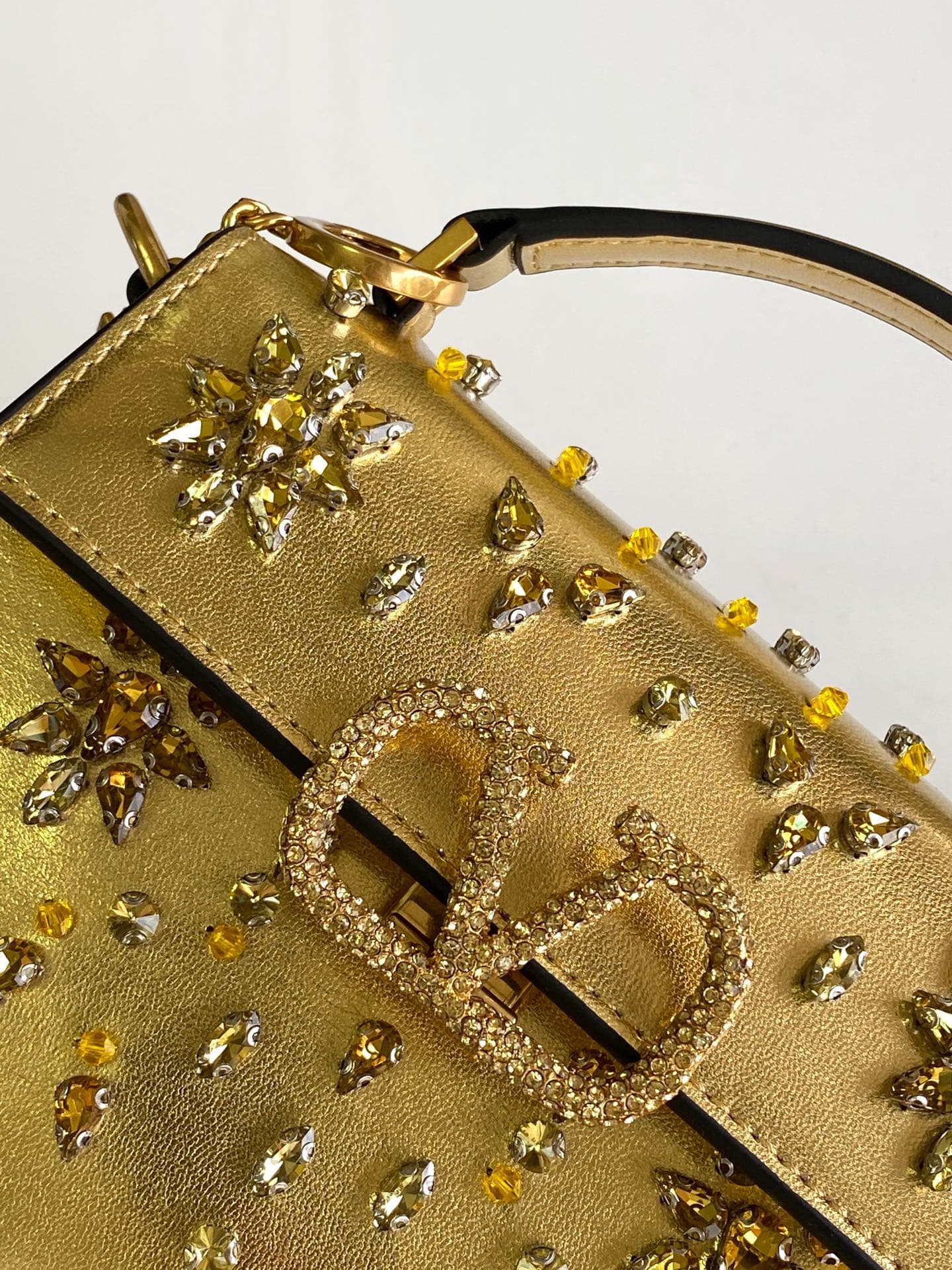 Valentino Crossbody Bag 9911