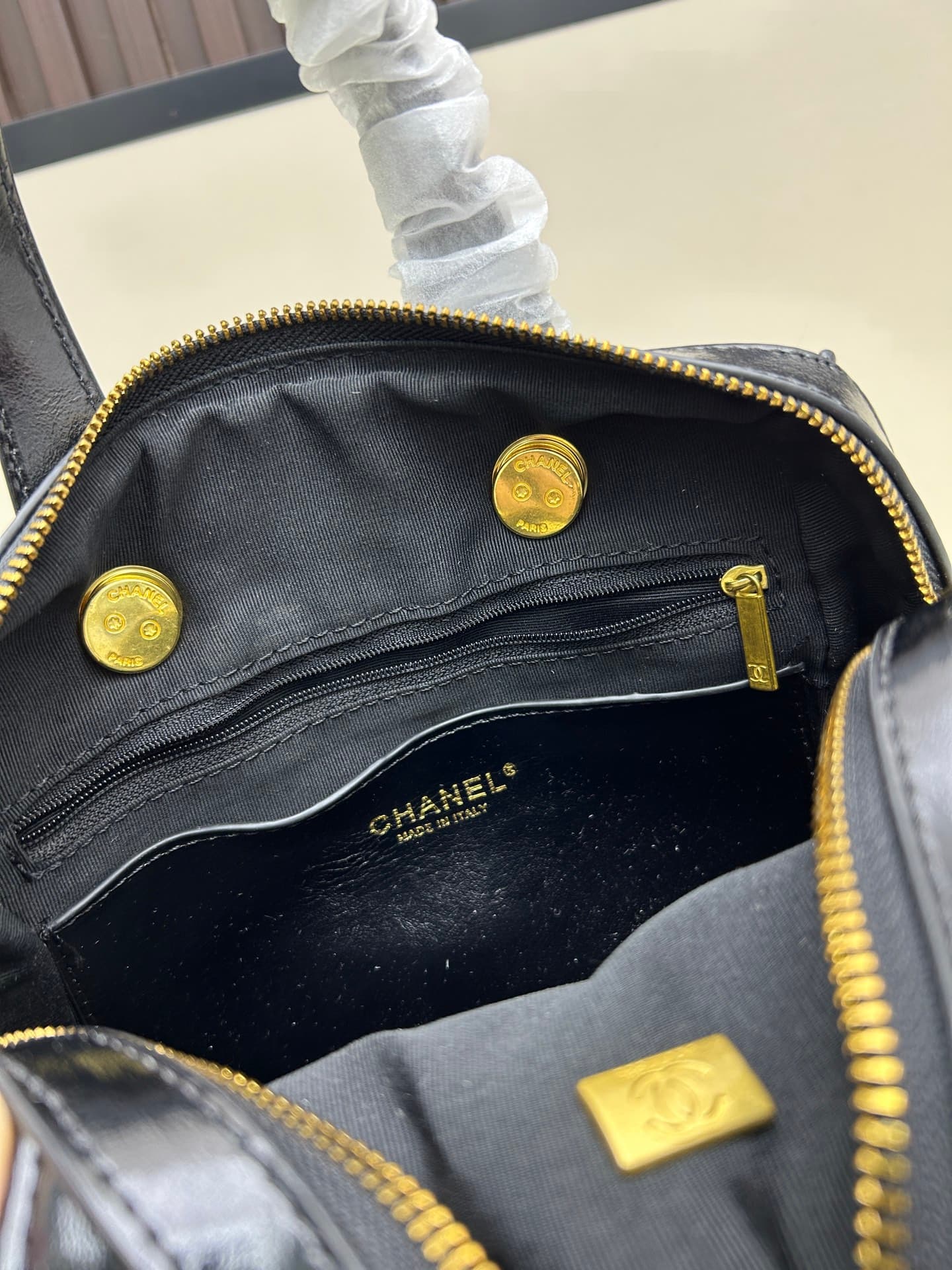 Chanel Black Small Crossbody Bag 2566