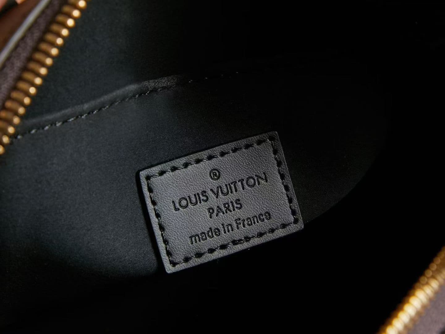 Louis Vuitton Crossbody Bag M13146
