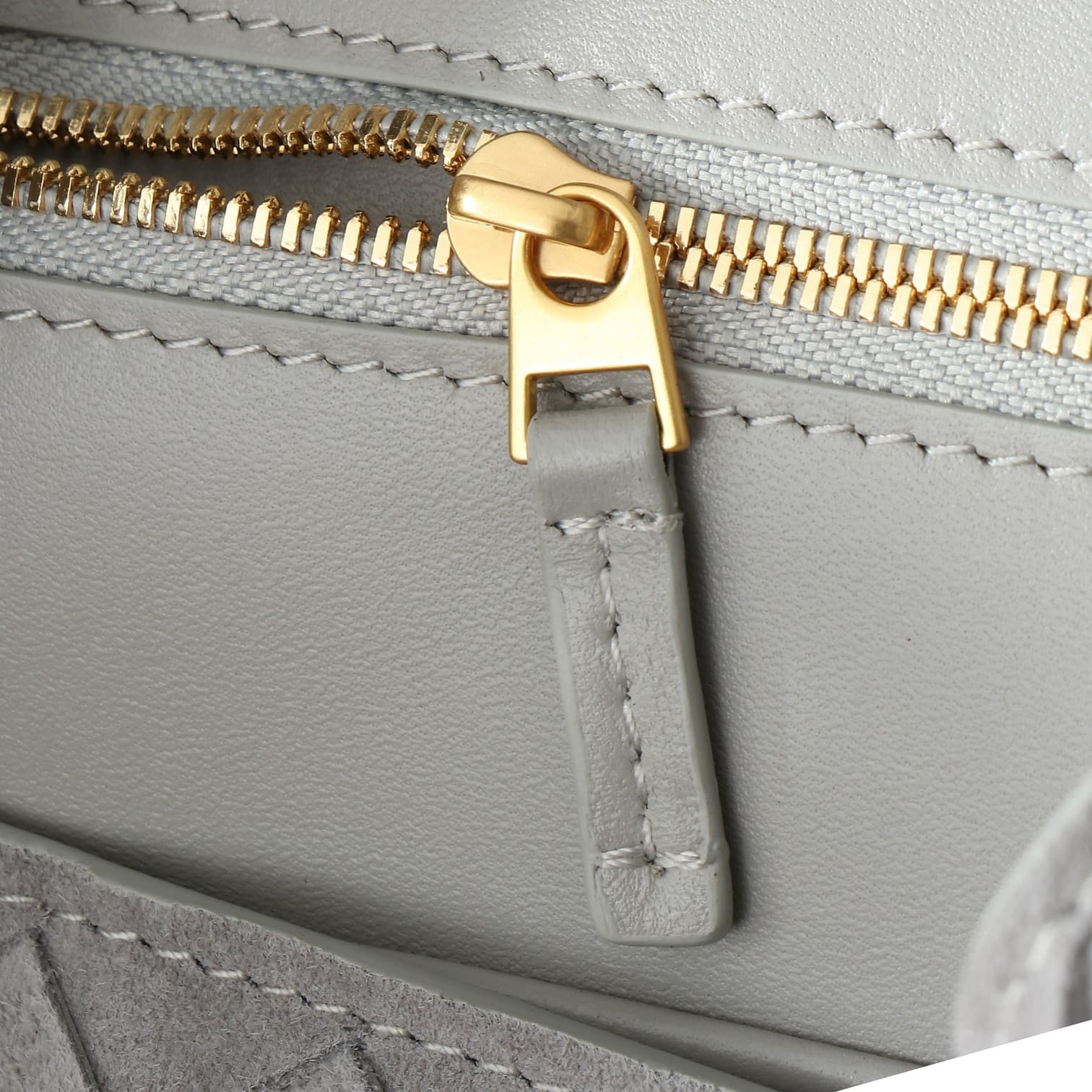 Bottega Veneta Purple Bag 80841