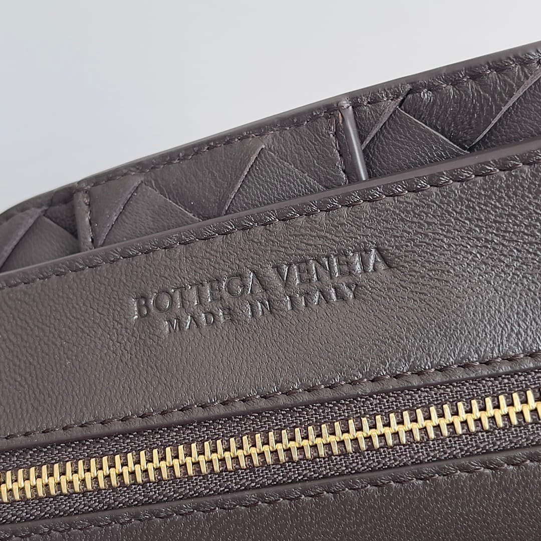 Bottega Veneta Gold Small Bag 786009