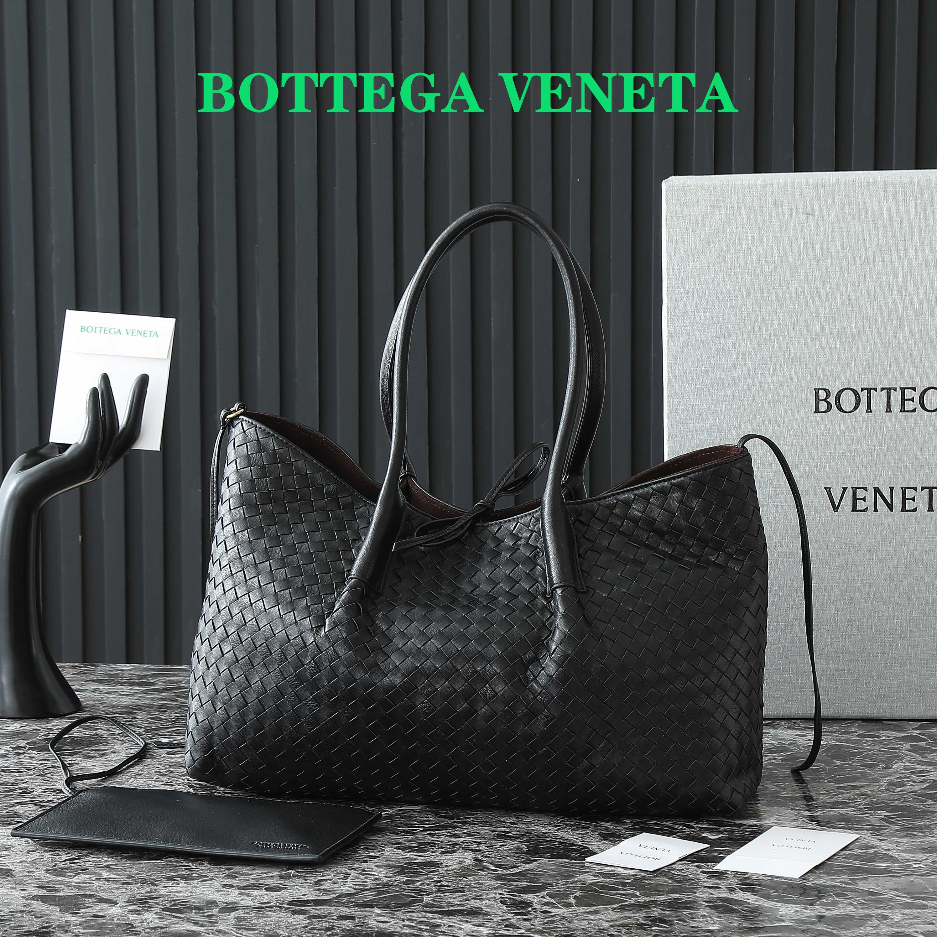 Bottega Veneta Tote Bag 817166