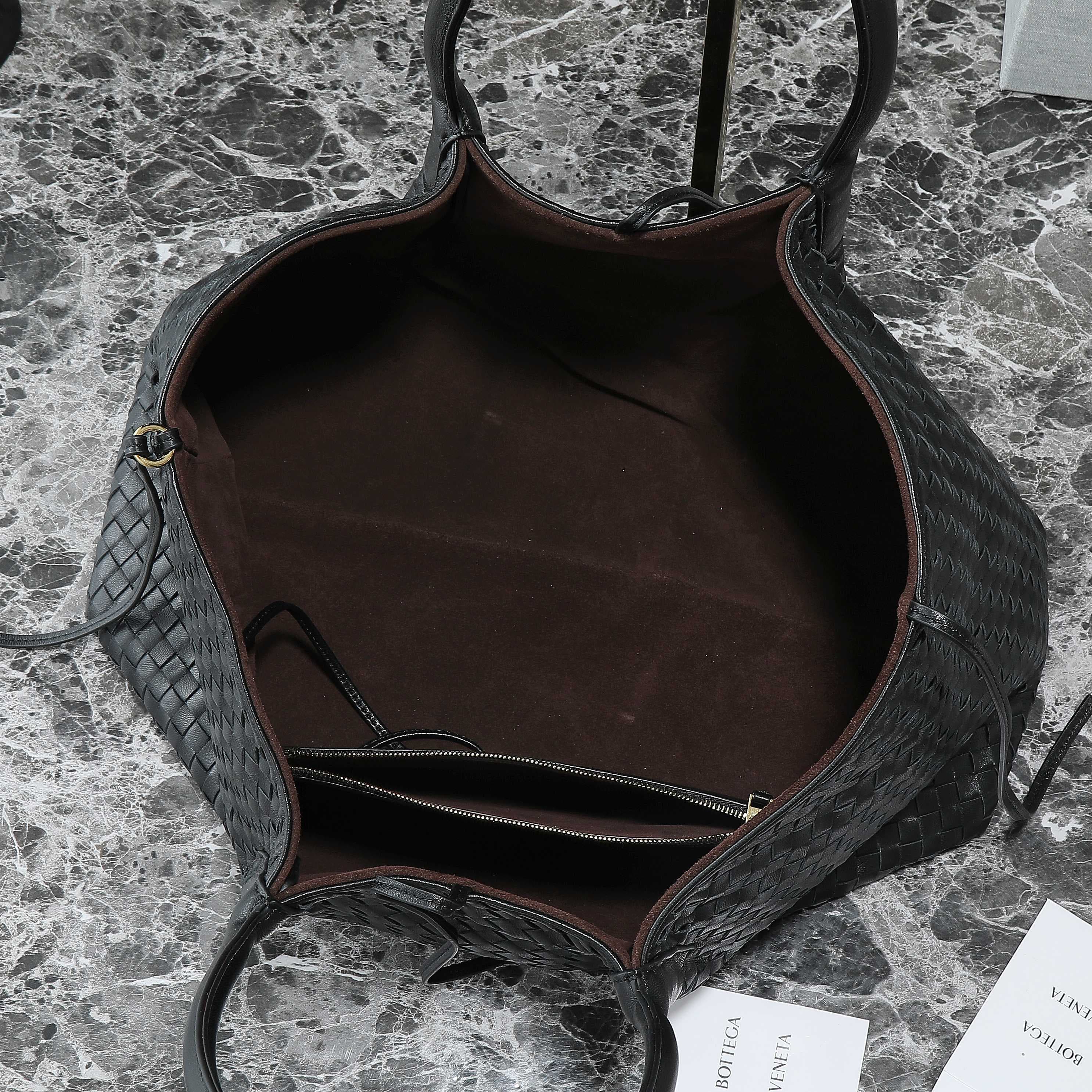 Bottega Veneta Tote Bag 817166