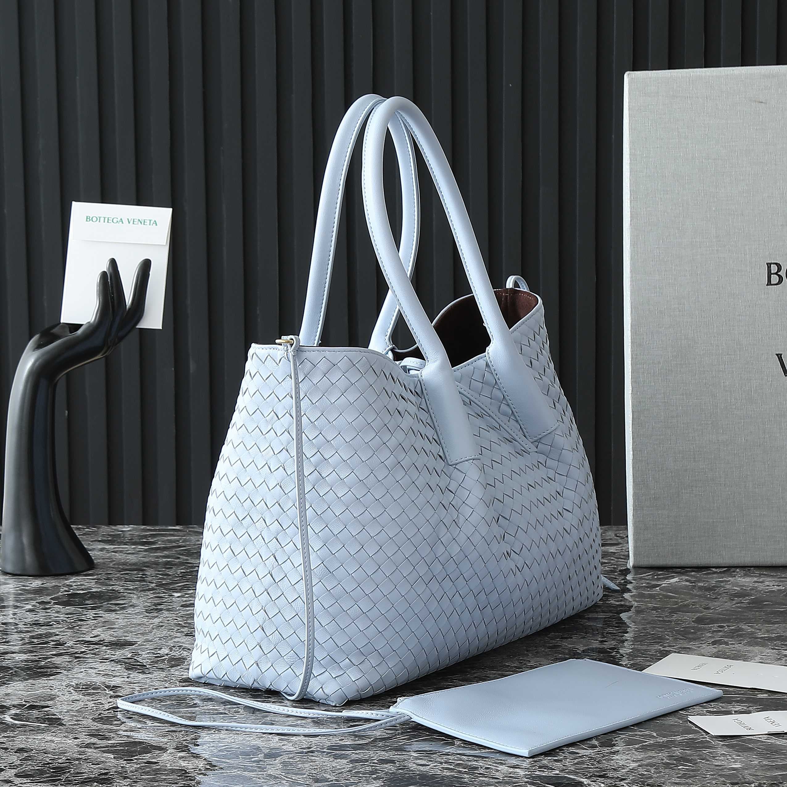 Bottega Veneta Tote Bag 817166
