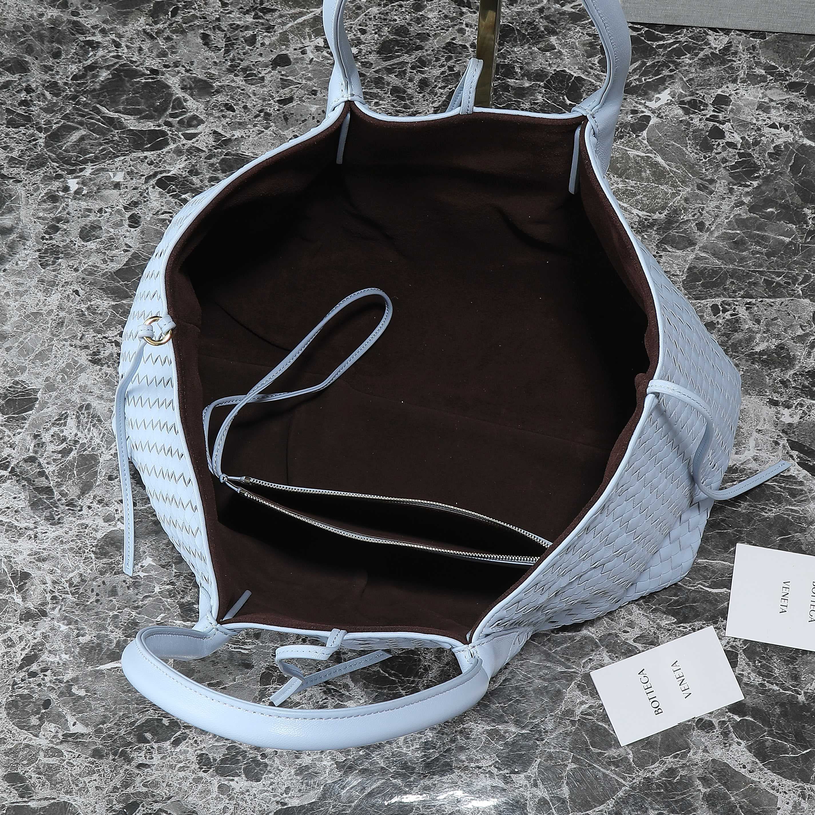 Bottega Veneta Tote Bag 817166