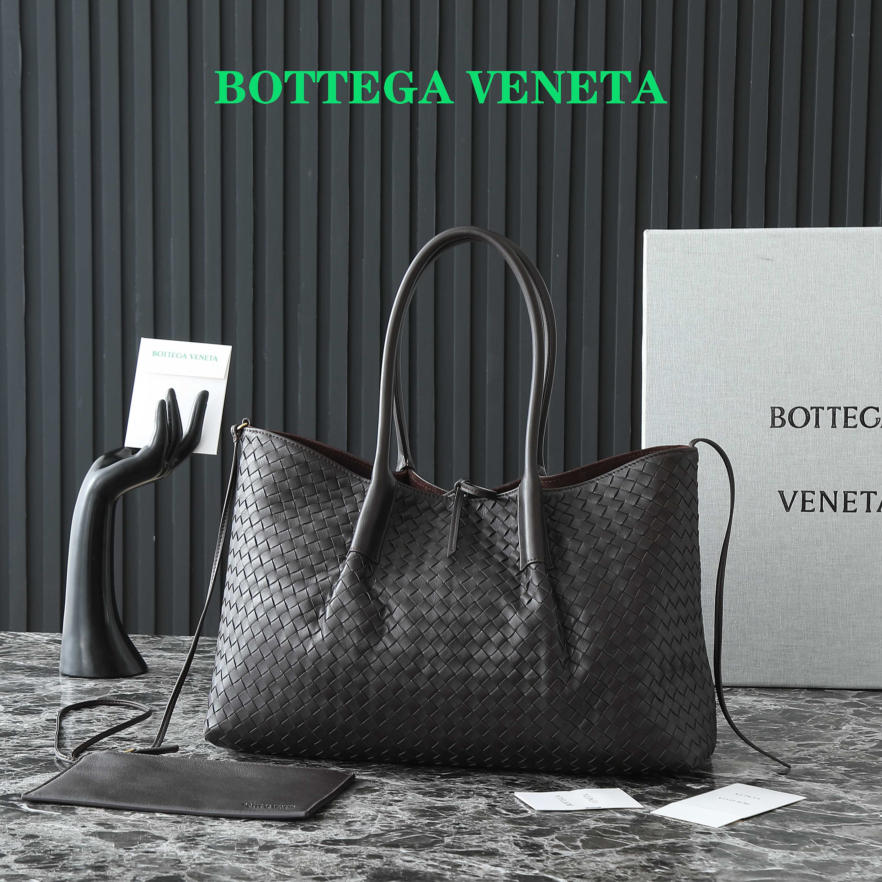Bottega Veneta Tote Bag 817166